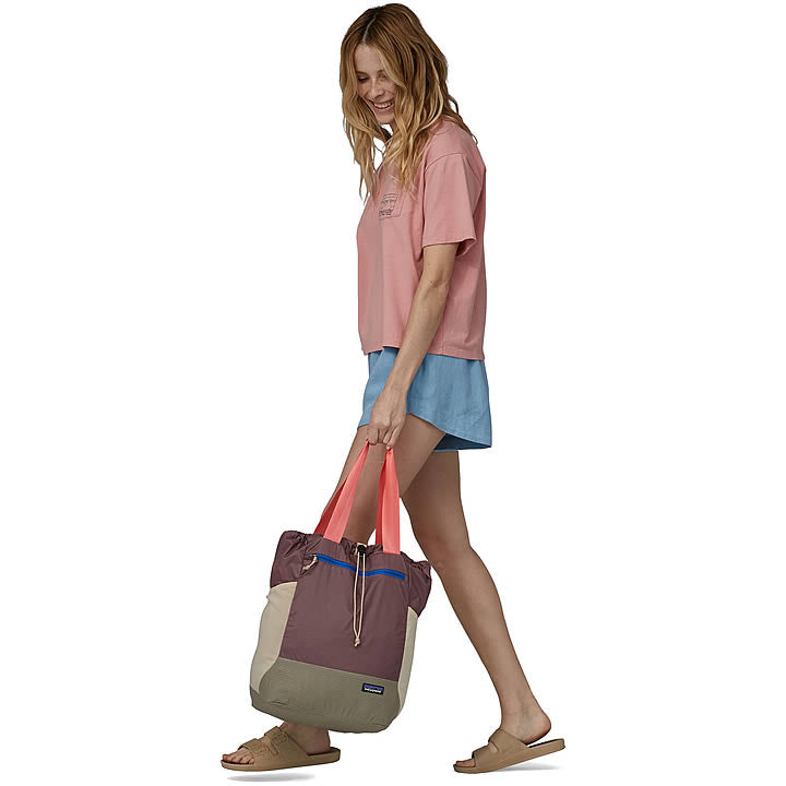 Ultralight Black Hole Tote Pack