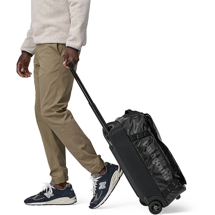 Black Hole Wheeled Duffel 40L