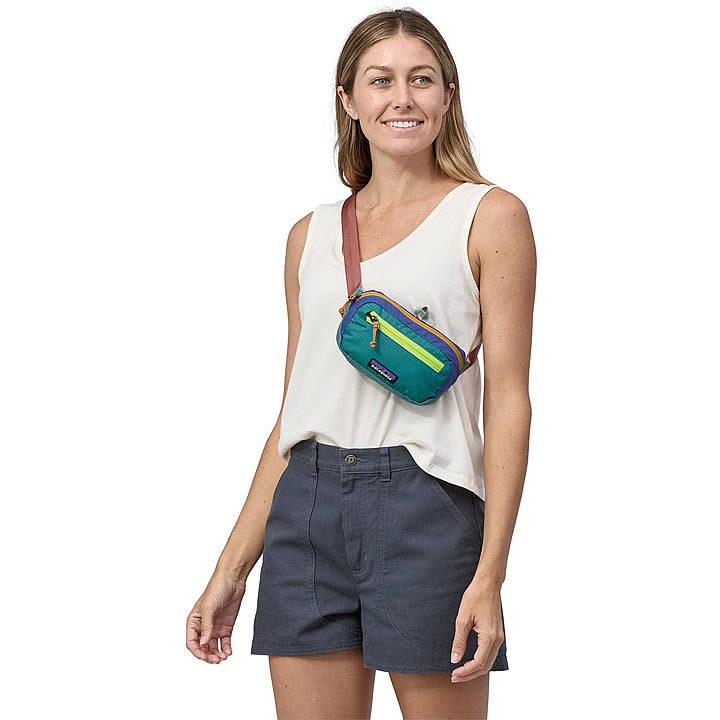 Ultralight Black Hole Mini Hip Pack