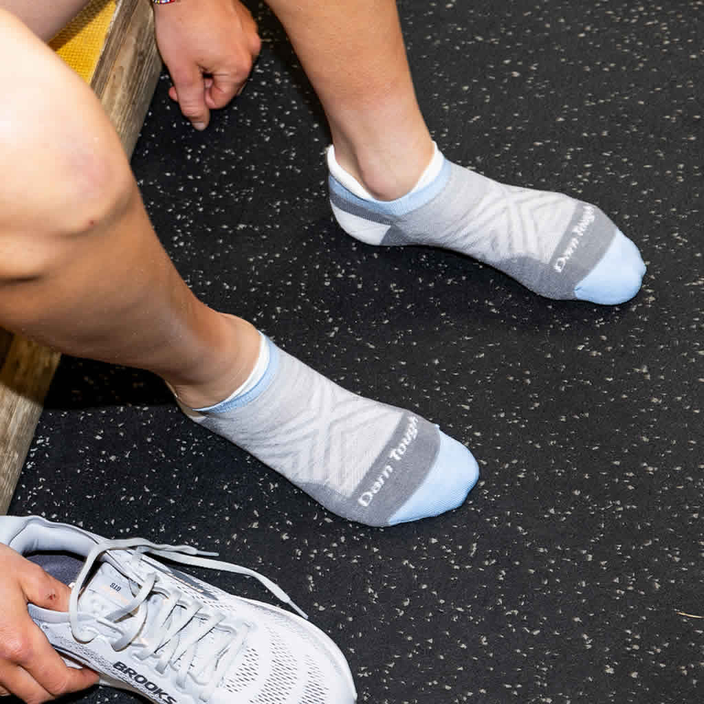 Women's Run No Show Tab Ultra-Lightweight Cushion Socks