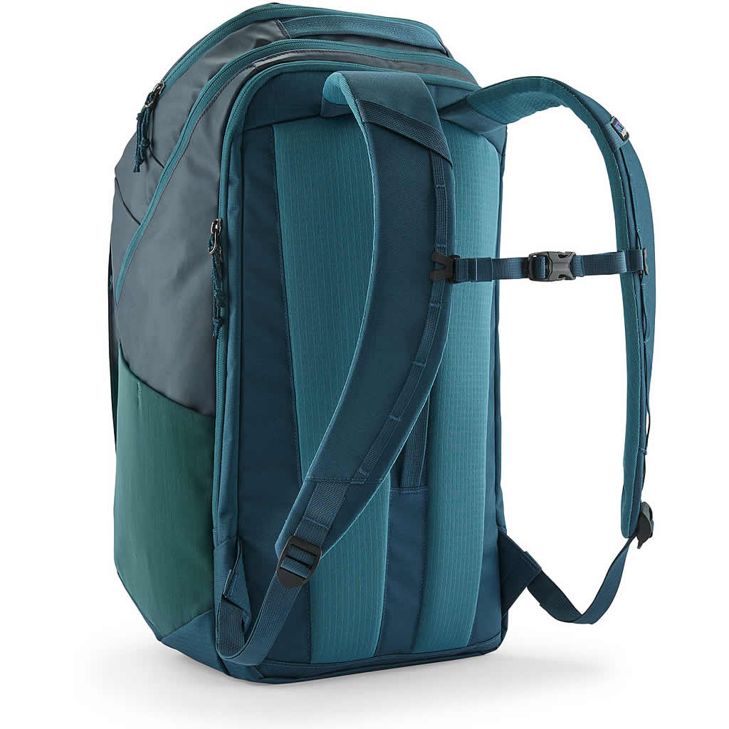 Black Hole Pack 32L