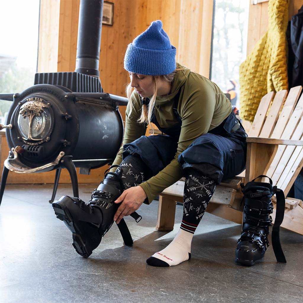 Women's Snowfall Over-the-Calf Midweight Ski and Snowboard Socks
